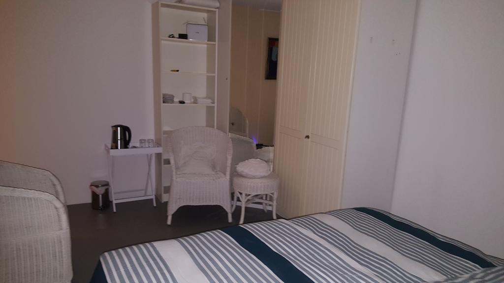 Homestay Dutchable Alphen aan den Rijn Ngoại thất bức ảnh